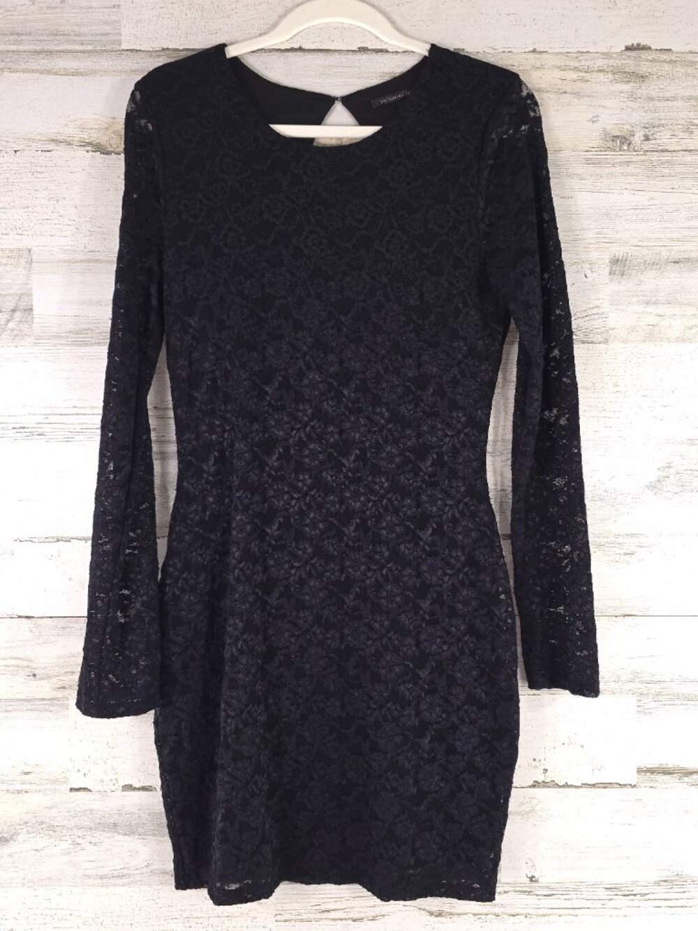 VICTORIAS SECRET BLACK LACE DRESS OPEN BACK LONG SLEEVE WOMENS SIZE MEDIUM *VGC*